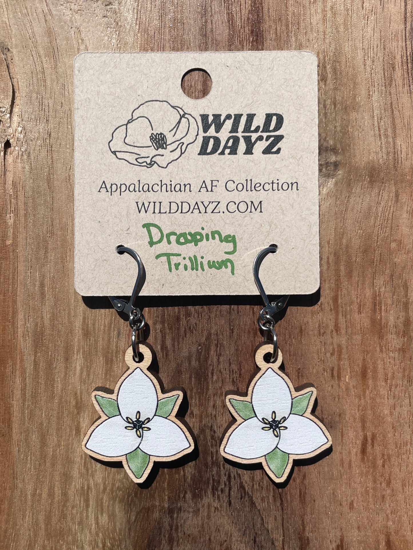 Drooping Trillium Wooden Earrings