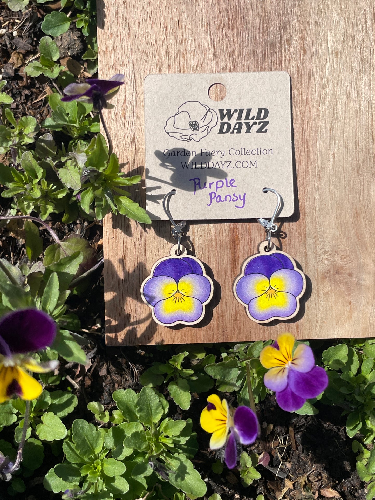 Pansy Wooden Earrings in Small
