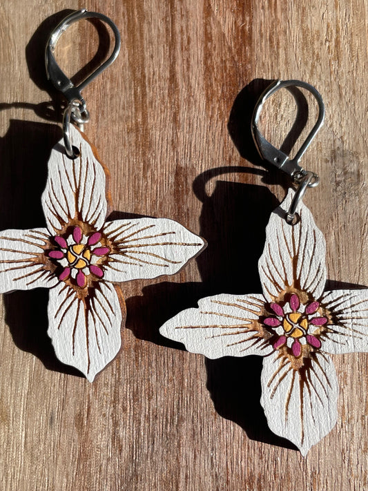 Handpainted Painted Trillium Four-Petaled “Quillium” Wooden Earrings in Large